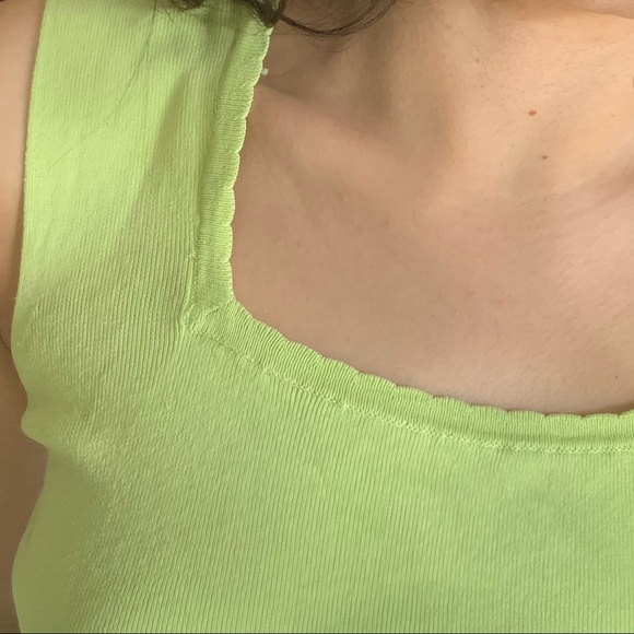 LIME GREEN SQUARE NECK TOP - Picture 3 of 4
